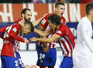 temporada 15/16. Partido Atlético de madrid Real madrid. Jugadores celebrando durante el partido