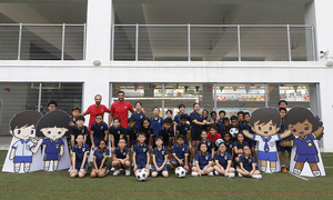 We visited the football school “Sembawang Primary School” at Singapore