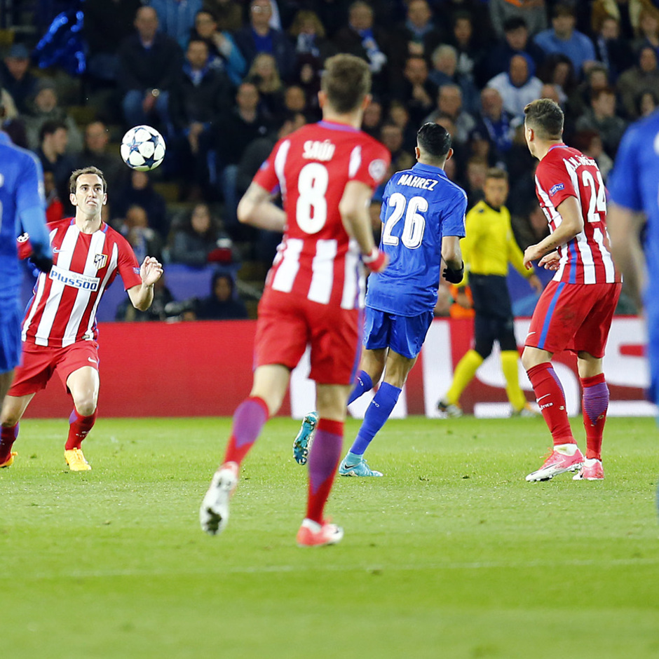 Club Atlético de Madrid · Web oficial - Godín reached his ...