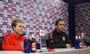 Rueda de prensa oficial de la Women's Champions League. Amanda Sampedro y Miguel Ángel Sopuerta.