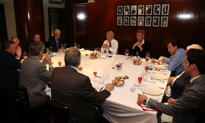 temporada 17/18. Comida de directivas Atlético de Madrid Celta. De María
