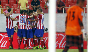 Temporada 13/14 Sevilla-Atlético de Madrid Los jugadores celebrando el tanto de Diego Costa