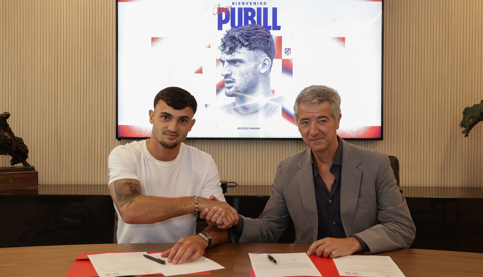 Marc Pubill firma MAG