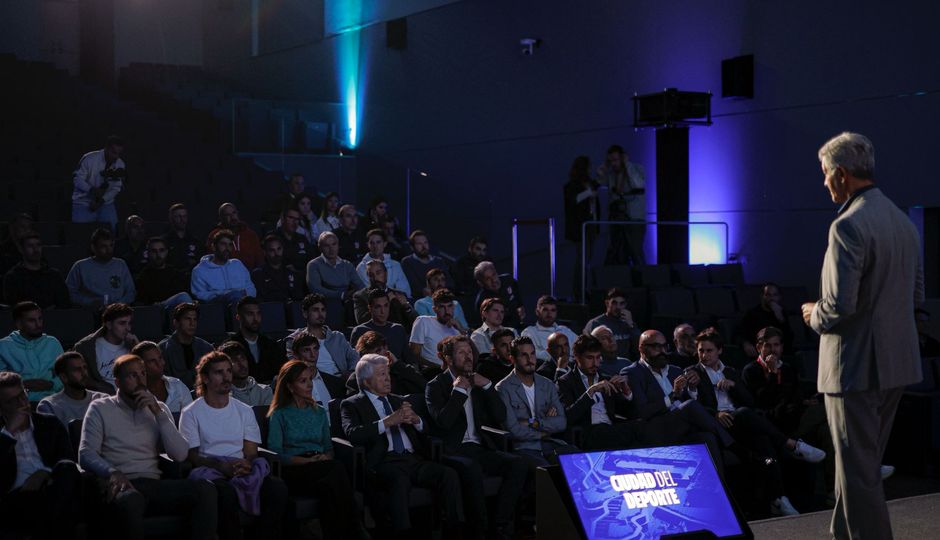 Miguel Ángel Gil auditorio jugadores