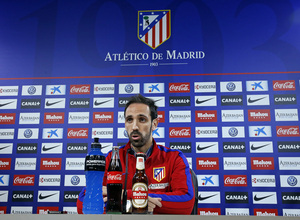temporada 13/14. Rueda de prensa de Juanfran en la ciudad deportiva de Majadahonda