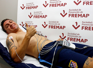 Guilherme Siqueira pasa reconocimiento médico en Fremap Las Rozas