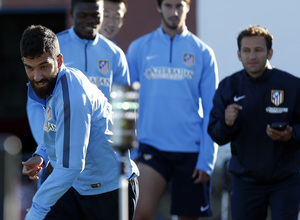 Arda Turan, durante un entrenamiento