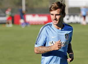 Temporada 14-15. Entrenamiento Majadahonda. Griezmann realiza carrera continúa.