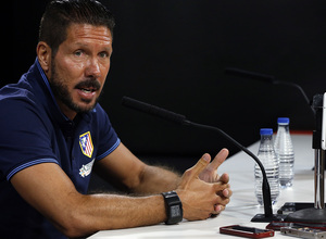 temporada 14/15 . Rueda de prensa de Simeone en la ciudad deportiva de Majadahonda. Previa de la Supercopa de España