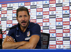 temporada 14/15 . Rueda de prensa de Simeone en el estadio Vicente Calderón