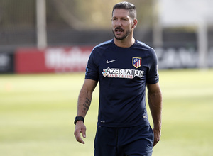 Temporada 14-15. Entrenamiento en Majadahonda previo al debut en Champions. Simeone. Foto: Ángel Gutiérrez