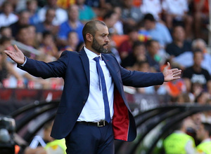 Temporada 14-15. Jornada 7. Valencia-Atlético de Madrid. Nuno Gomes, entrenador del Valencia.