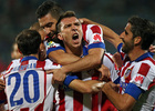 Temporada 14/15. Getafe - Atlético de Madrid. El equipo celebra el gol con Mandzukic.