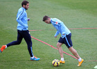 temporada 14/15. Entrenamiento en la ciudad deportiva de Majadahonda. Siqueira golpeando un balón durante el entrenamiento