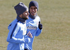 temporada 14/15. Entrenamiento en la ciudad deportiva de Majadahonda. Mario y Miranda corriendo durante entrenamiento