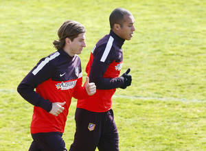 Temporada 12/13. Entrenamiento. Filipe y Miranda corriendo durante el  entrenamiento en la ciudad deportiva de Majadahonda