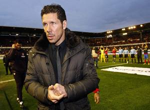 Simeone, antes de empezar el partido contra Osasuna en El Sadar