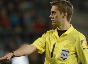 Temporada 16/17. Clément Turpin | Bayern - Atlético de Madrid