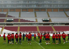 Temporada 13/14. Entrenamiento. Equipo entrenando en el estadio nacional de Lima. 