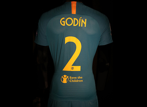 Temporada 18/19 | Parche de Save The Children en la tercera equipación