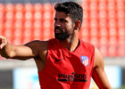 Temporada 19/20. Entrenamiento en la ciudad deportiva Wanda. Costa realizando ejercicios durante el entrenamiento