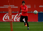 Temporada 19/20. Entrenamiento en la ciudad deportiva Wanda. Morata realizando ejercicios durante el entrenamiento