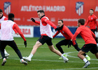 Temporada 19/20. Entrenamiento en la ciudad deportiva Wanda. Saúl realizando ejercicios durante el entrenamiento