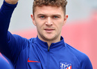 Temporada 19/20. Entrenamiento en la ciudad deportiva Wanda. Trippier realizando ejercicios durante el entrenamiento