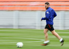 Temporada 19/20. Entrenamiento en la ciudad deportiva Wanda. Koke realizando ejercicios durante el entrenamiento