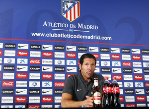 Temporada 13/14. Rueda de prensa de Simeone en el Cerro del Espino