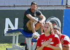 temporada 13/14. Entrenamiento en la Ciudad deportiva de Majadahonda. Simeone siguiendo el entrenamiento